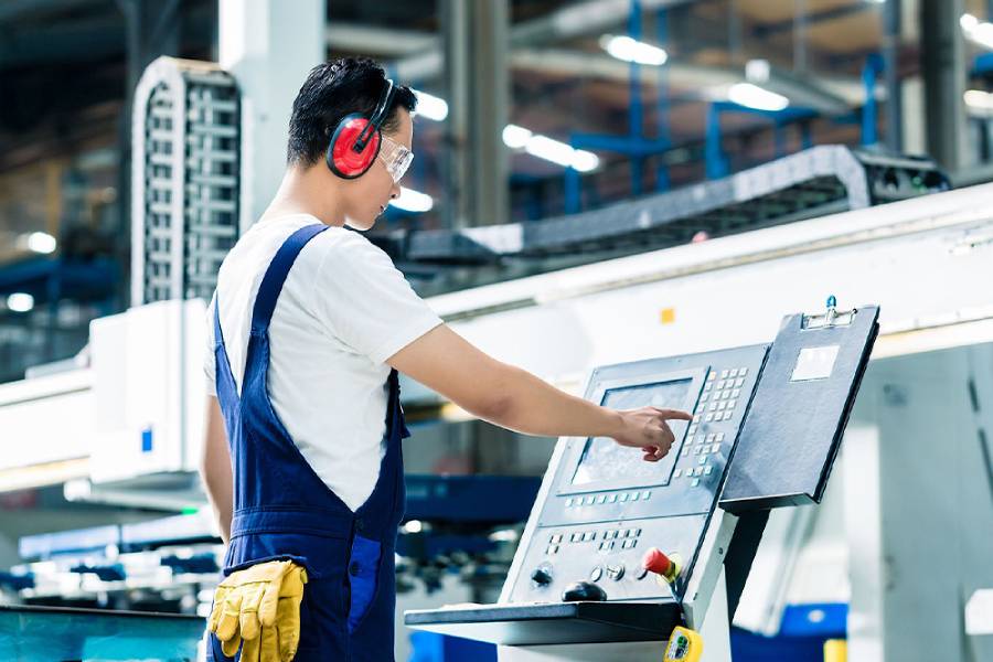  مواد اولیه مناسب برای ماشین‌کاری CNC