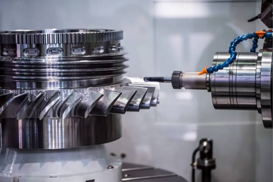 تاثیر دستگاه CNC در خودروسازی